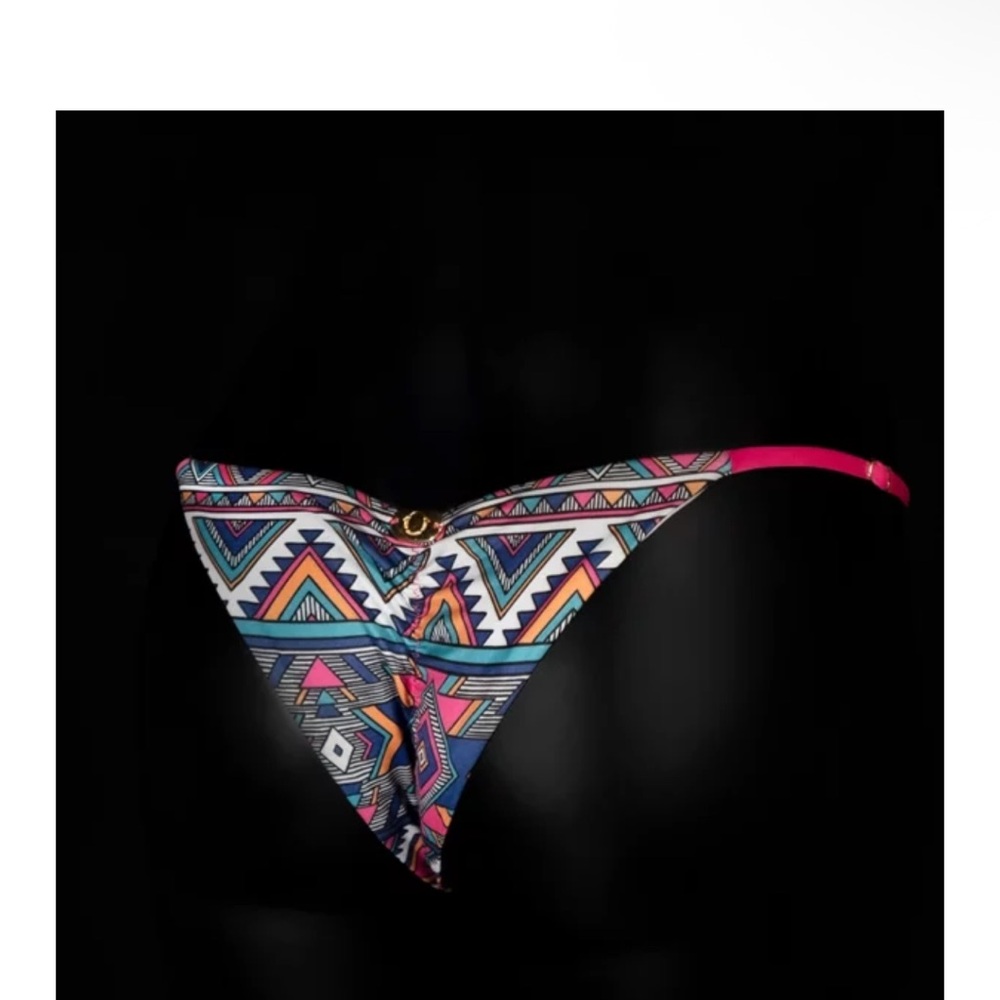 Women’s Bikini - Picture 7 of 7